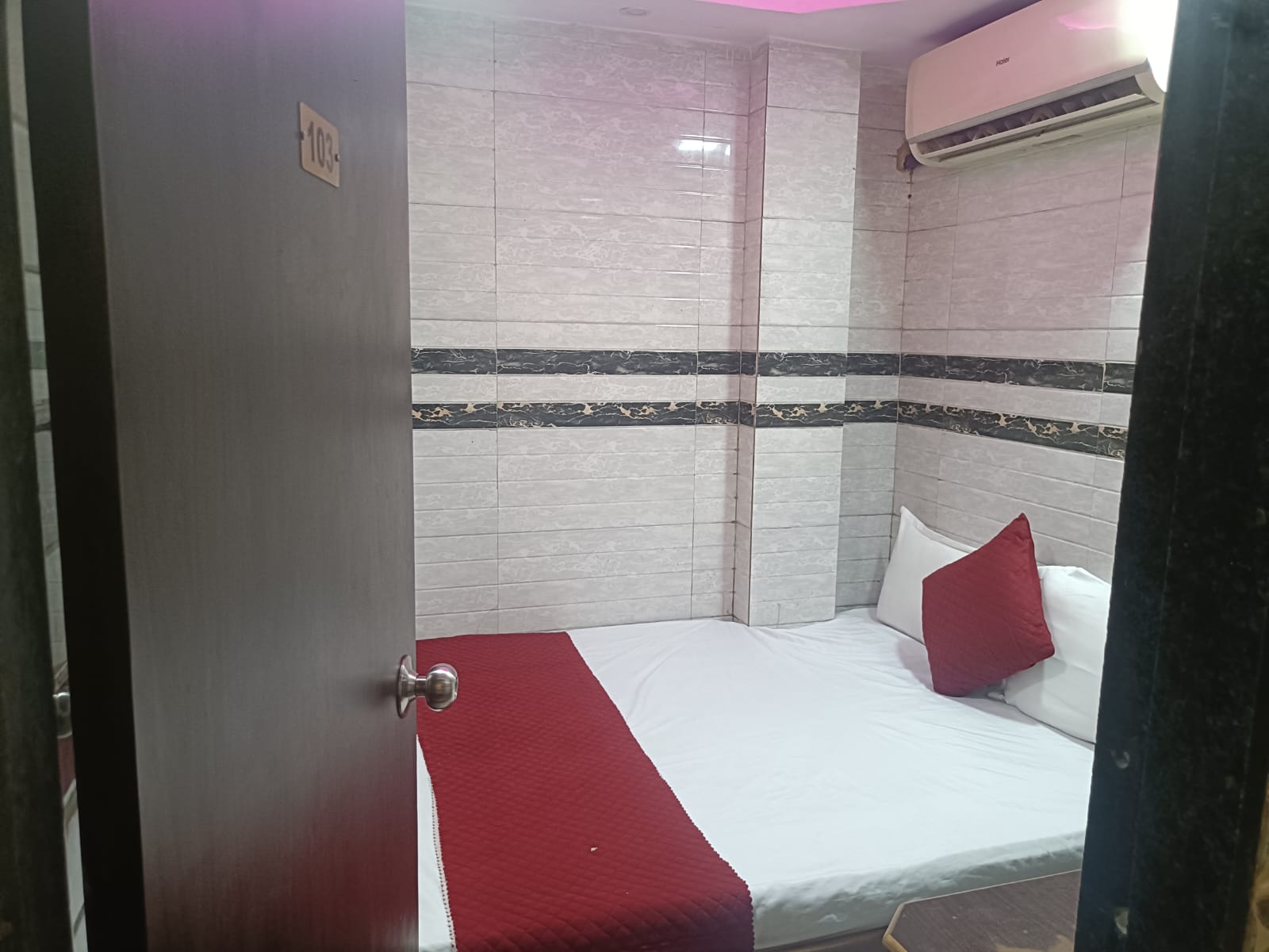 Day Stay Room
